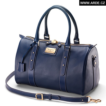 Modré dámské kabelky: Jaké modré kabelky se nosí?